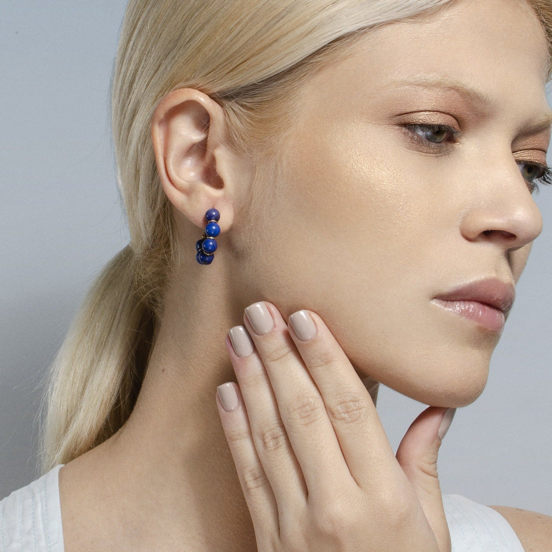 Acerola Hoop Earrings (25mm) - Lapis Lazuli Earrings TARBAY   